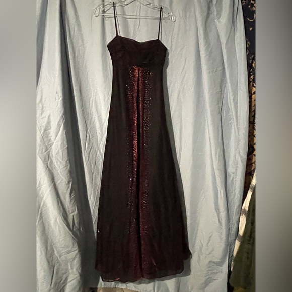 Red Two Toned black and red long sparkle prom dress Size Xs/S - Picture 8 of 16